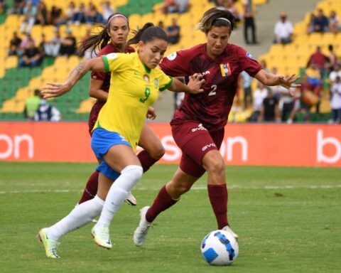 Brazil thrashes Venezuela 4-0 and reaches the semifinals of the Copa América Femenina