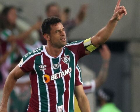 Brazilian: Fluminense thrashes Corinthians and jumps in the classification