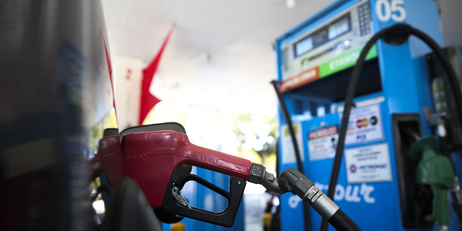 Ceará and Bahia lead complaints about fuel prices