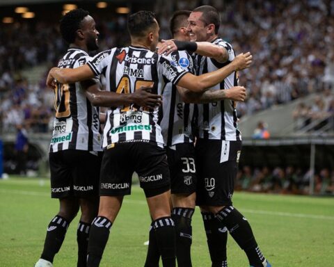 Ceará defeats The Strongest again and continues in South America