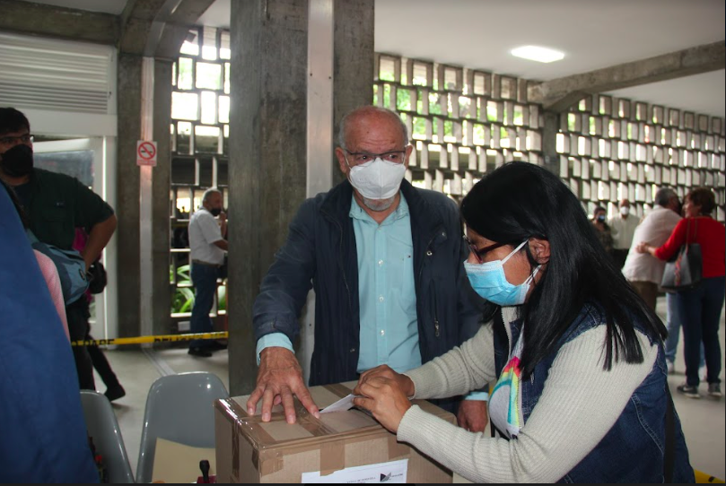 Chavismo rejects for irregular vote recount in the UCV