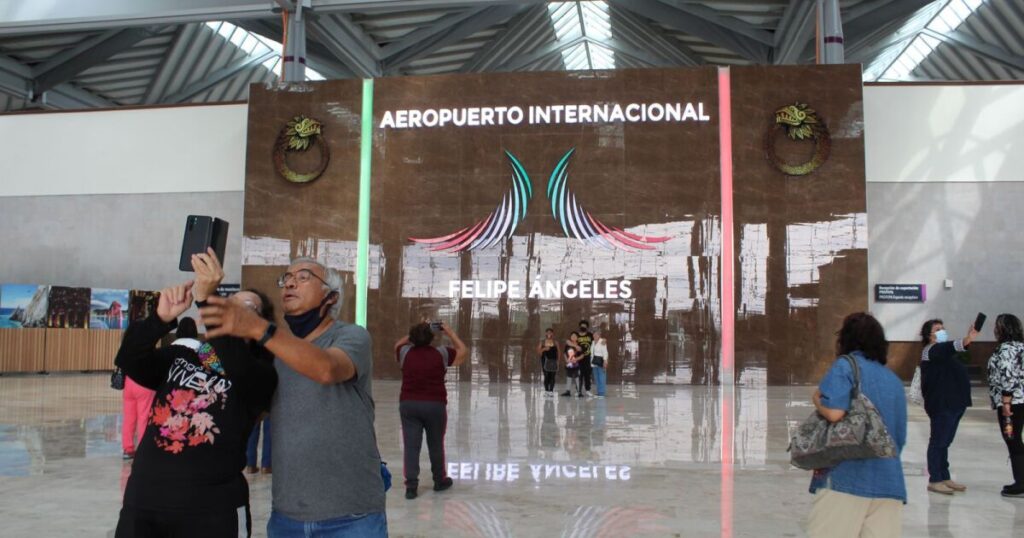 #Chronicle: AIFA, the air terminal that attracts more tourists than passengers