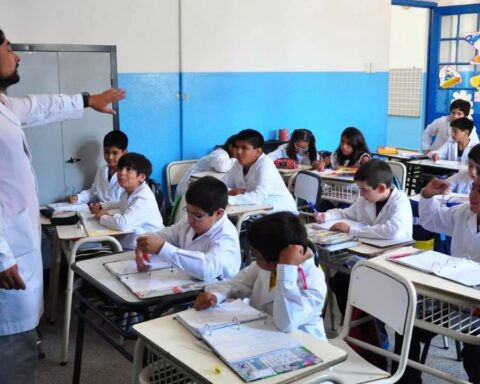 Chubut teachers would go on strike due to the lack of salary agreements