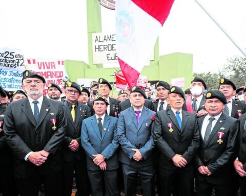 Citizenship identified with the parade of Chavín de Huántar commandos