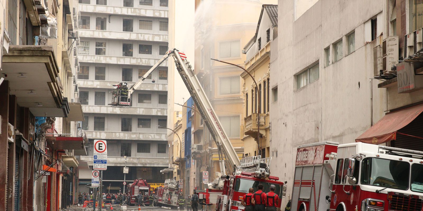 City begins work on demolition of burned-out building