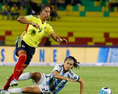Colombia defeated Argentina 1-0 in the semifinal of the Copa América Femenina.