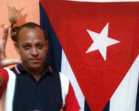 Jorge Bello, 11J, Cuba