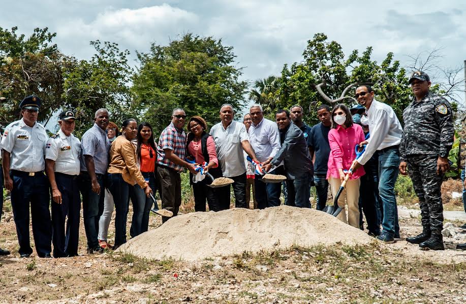 Construction of fire station announced in Enriquillo, Barahona