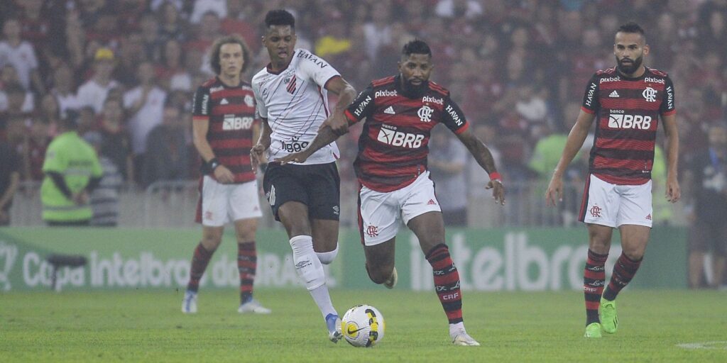 Copa do Brasil: Flamengo presses, but Athletico-PR holds a tie