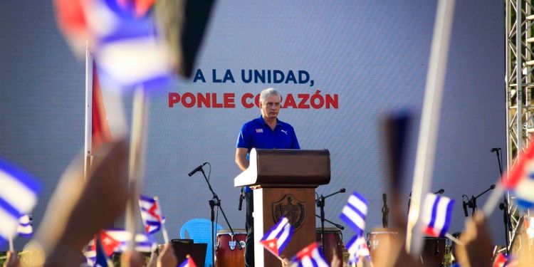 Miguel Díaz-Canel, Cuba, A Cuba ponle corazón