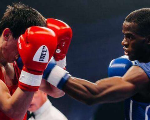 El boxeador cubano Osvel Caballero (der). Foto: Juventud Rebelde / Archivo.