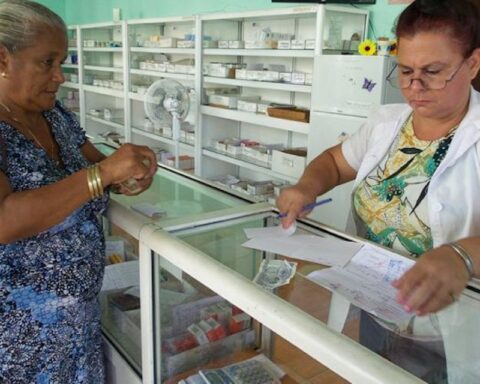 Farmacia en Cuba. Foto: Juventud Rebelde / Archivo.