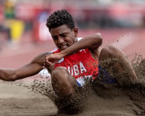 El saltador cubano Robiel Yankiel Sol Cervantes, campeón en los Juegos Paralímpicos de Tokio. Foto: olympics.com / Archivo.