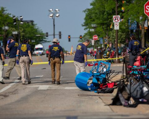 Death toll rises to 7 in shooting at US 4th of July parade