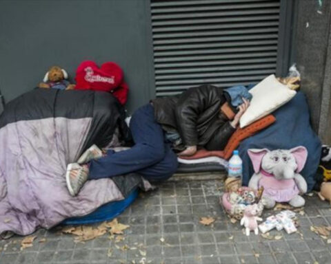 Demagoguery in the face of the urgency of the people