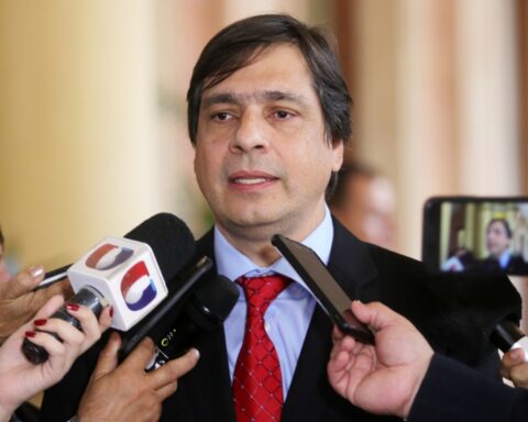 Deputies approve questioning Bataglia