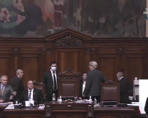 Deputies could not deal with the law for addicted people on the street: The coalition failed to go to Sanguinetti's book presentation