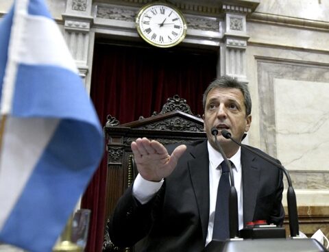 Deputies will discuss Massa's resignation on Tuesday and the new authorities will be elected