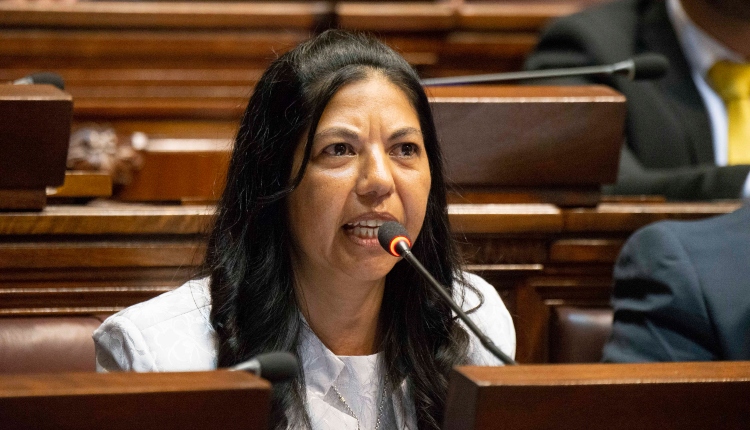 Diputada cabildante