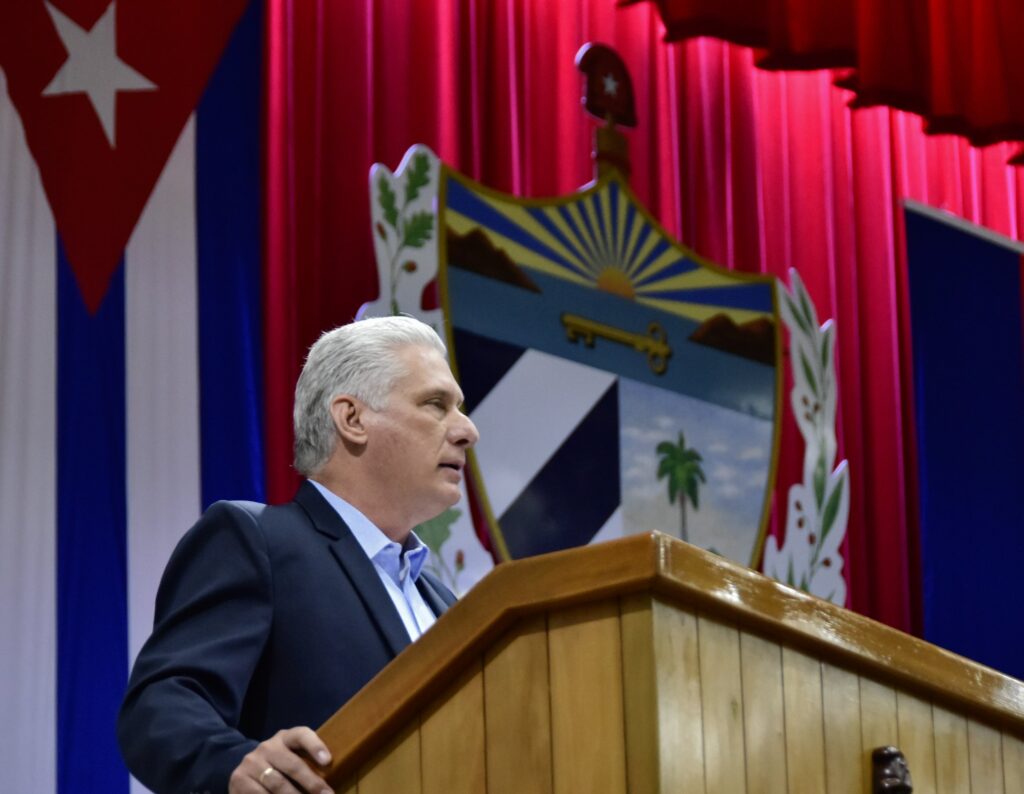 El presidente cubano Miguel Díaz-Canel durante la clausura de la reunión plenaria de la Asamblea Nacional del Poder Popular, el viernes 22 de julio del 2022. Foto: Tomada de @PresidenciaCuba.