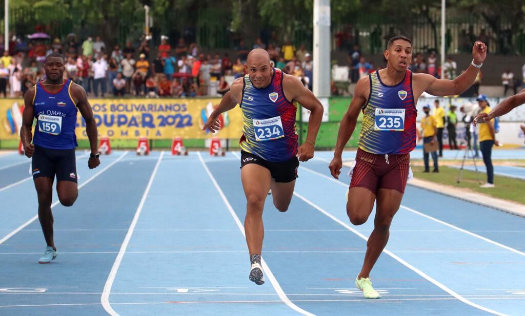 [En fotos] Colombia obtains more golds in athletics and weightlifting from the Bolivarians