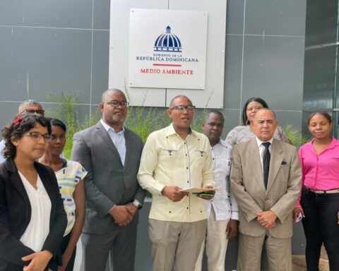 Environmentalists ask the Minister of the Environment to investigate the file on barges