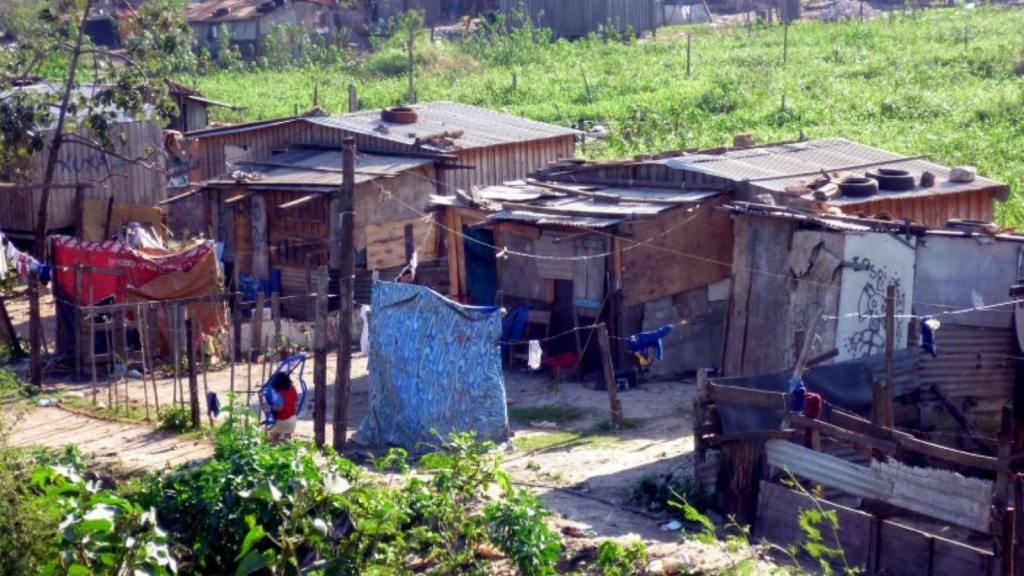 Extreme poverty could rise to 14% in Paraguay