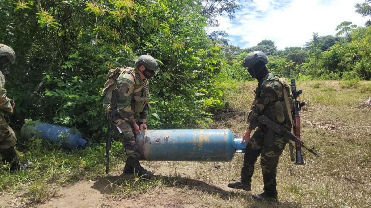 FANB deactivates four Tancol explosive cylinders in Apure