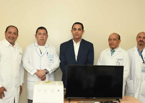 FUNDOURO donates equipment to the Francisco Moscoso Puello Hospital