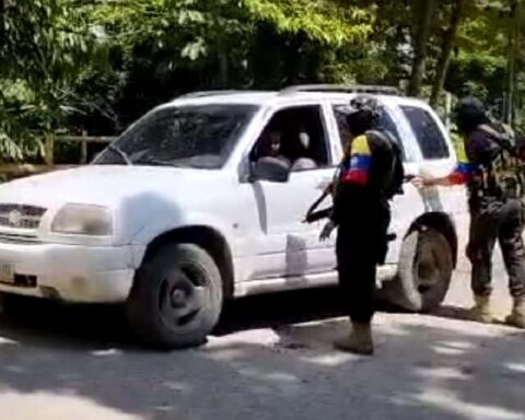 Farc dissidents appear again in Tibú, now they challenge the Ministry of Defense