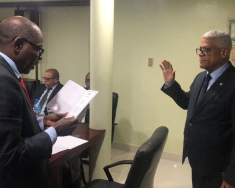 Fopetcons ratifica a Faustino de los Santos