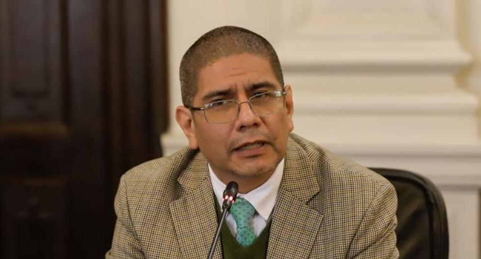 Former Minister Dimitri Senmache met this Monday with Pedro Castillo at the Government Palace