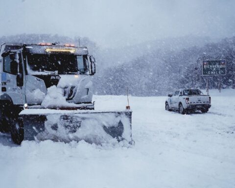 Four towns in Santa Cruz were left without water due to low temperatures