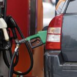 Fuel reference prices fall 6.68% and "should be reflected" in the country, says Opecu