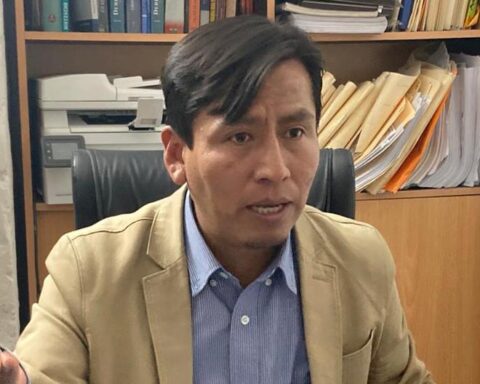 Girl crushed by antenna came out of coma and was transferred to clinic