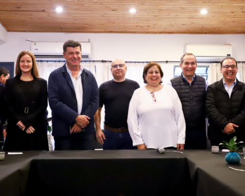 "Historic union to save the Republic"