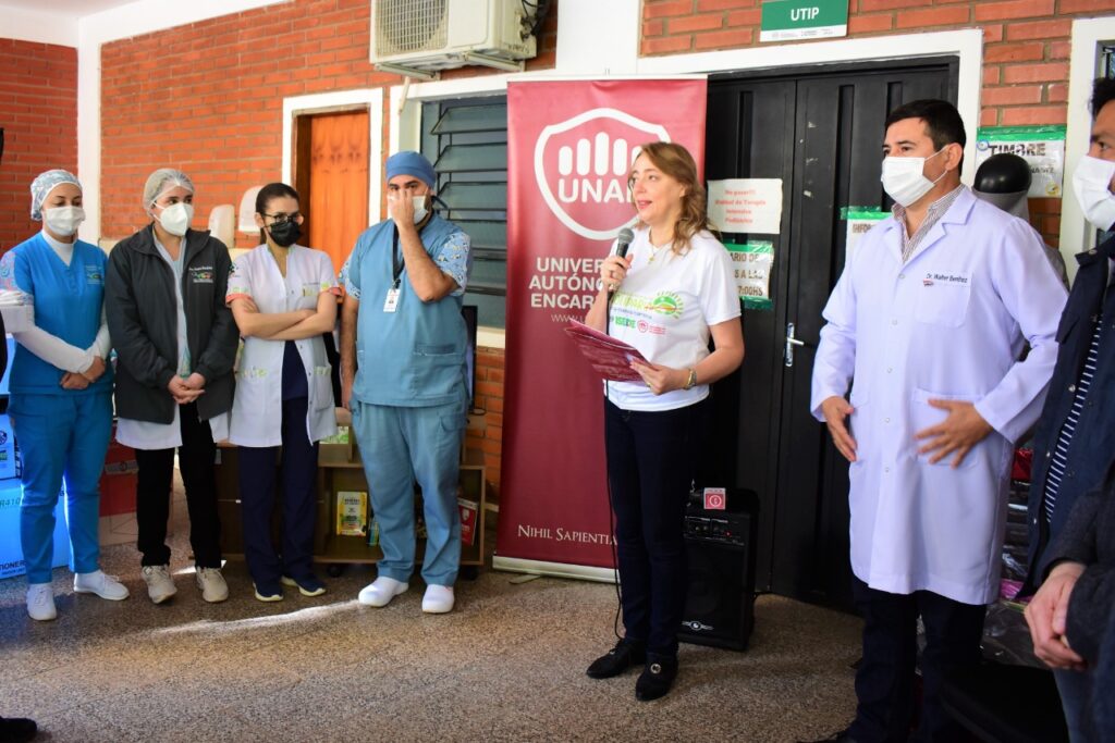 Hospital de Encarnación received important donations from UNAE