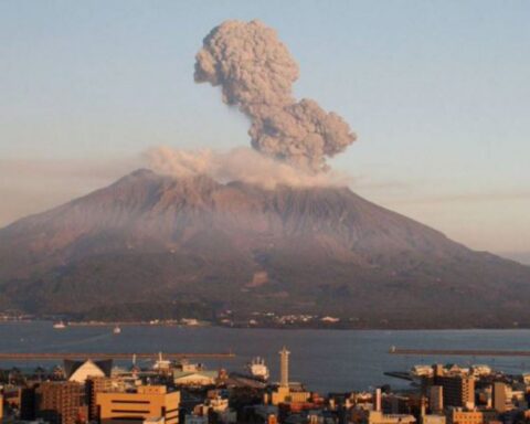 Imagen de archivo muestra actividad del volcán Sakurajima. Foto: andina.pe.