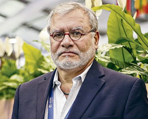 José Ugaz: "Political gestures can lead to the fall of the Government, which at this point is imminent"