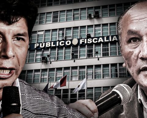 Juan Silva would be evaluating taking advantage of effective collaboration