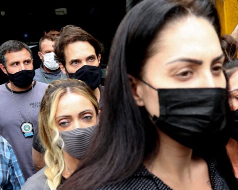 Justice determines that Monique Medeiros stay in individual cell