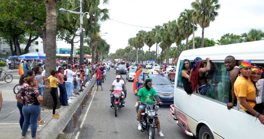 LGBT community celebrates Gay Pride march;  they ask for social equality