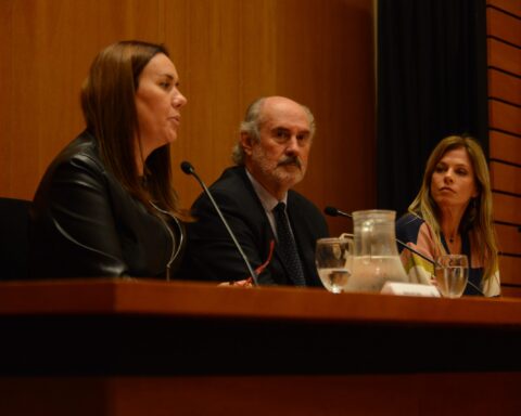 Lacalle Pou participated in the signing of agreements between Sembrando and departmental governments