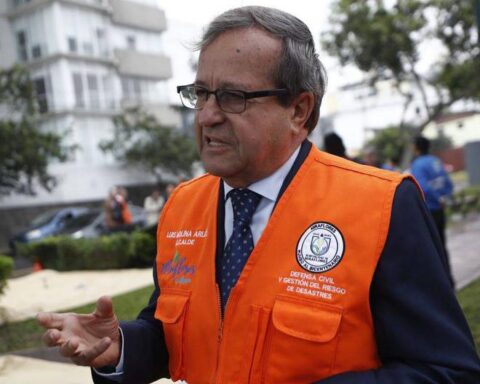 Luis Molina after being excluded for the Mayor's Office of Lima: "The JNE has once again mistreated my candidacy"