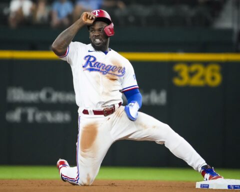 Adolis García es una de las piezas fundamentales de los Rangers. Foto: Smiley N. Pool7Dallas News