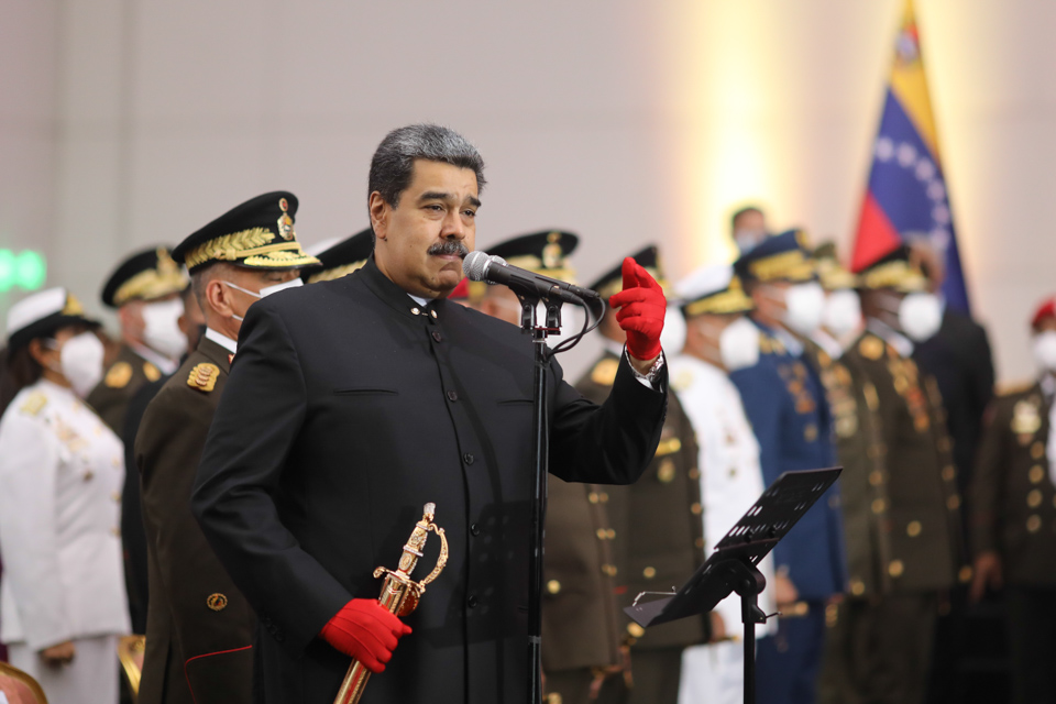 Maduro: Venezuela has someone to defend it with the FANB