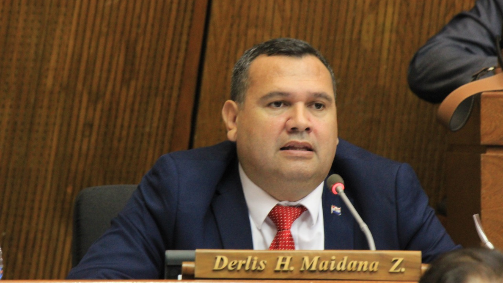 Maidana affirms that Cartes should take his place in the Senate