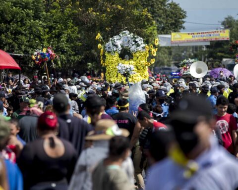Managuas recover tradition of the “Roza del camino” after two years of pandemic