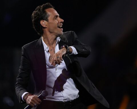 Marc Anthony and the more than 3,000 artists who will be at the Medellin Flower Fair