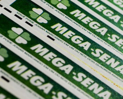 Mega Sena pays R$ 43 million in prize today